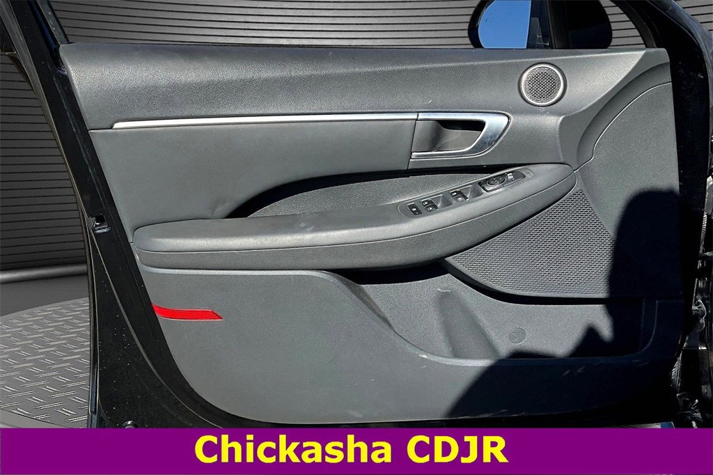 Used 2020 Hyundai Sonata SEL w/ Cargo Package image 19