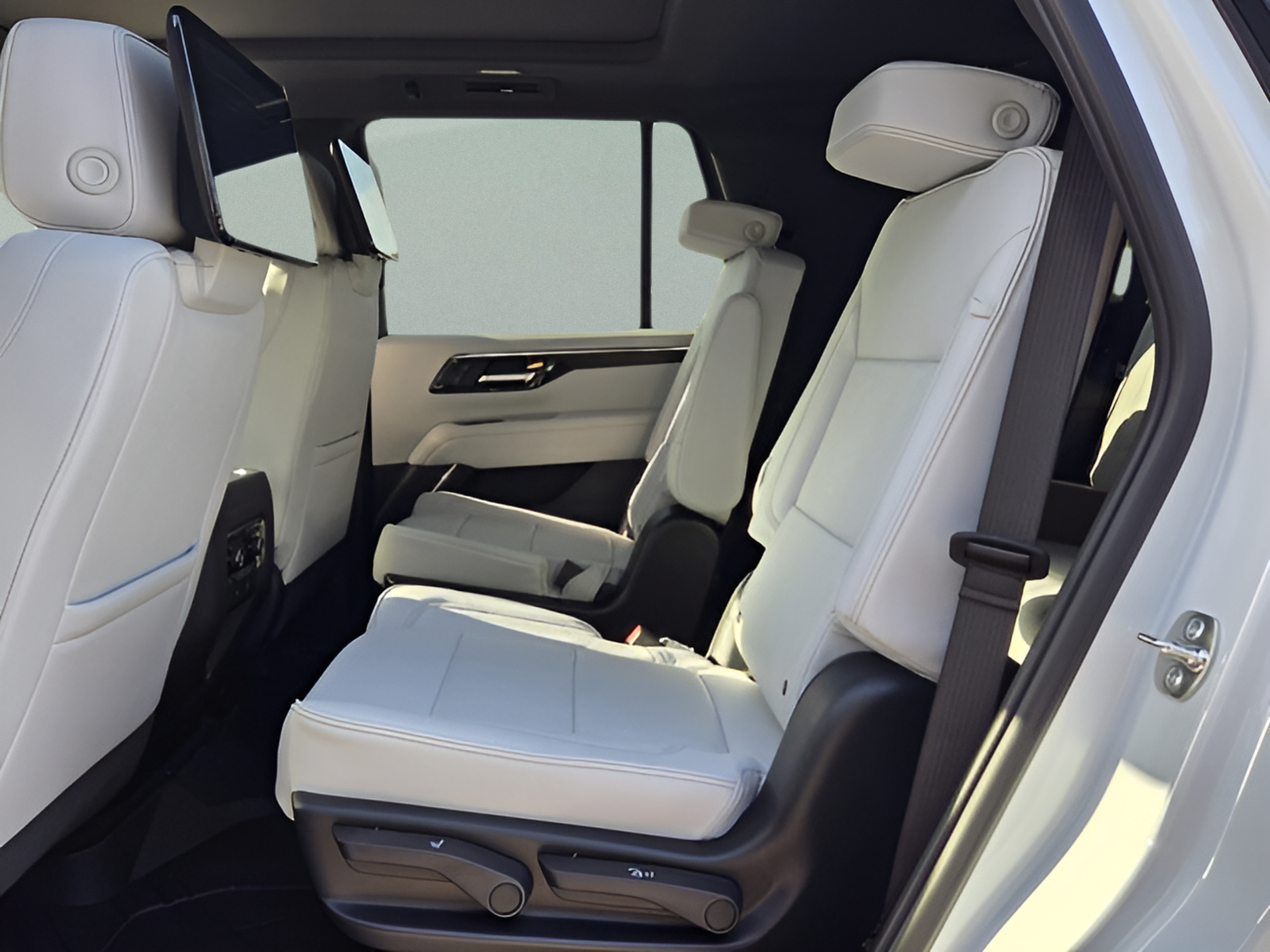 New 2026 Chevrolet Tahoe Premier AWD/4WD image 10