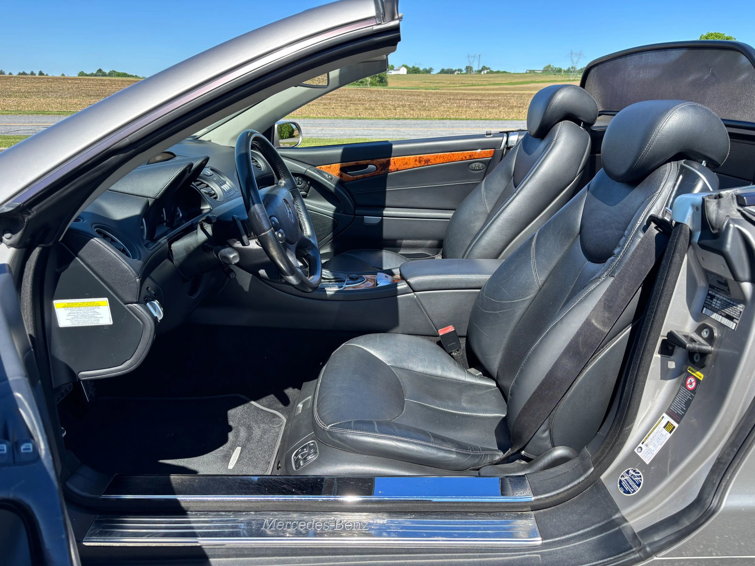 Used 2007 Mercedes-Benz SL 550 image 4