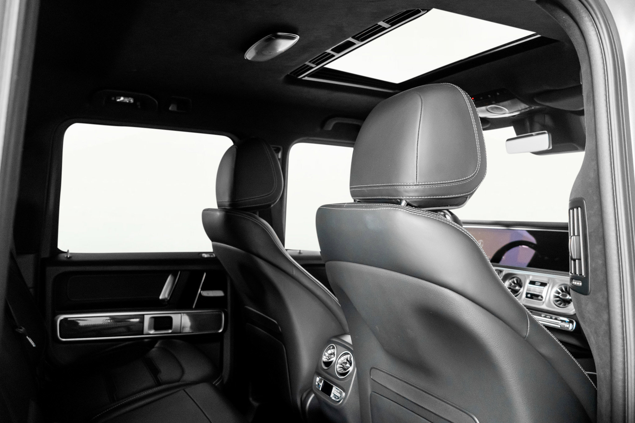 Used 2025 Mercedes-Benz G 63 AMG 4MATIC w/ Night Package Magno image 55