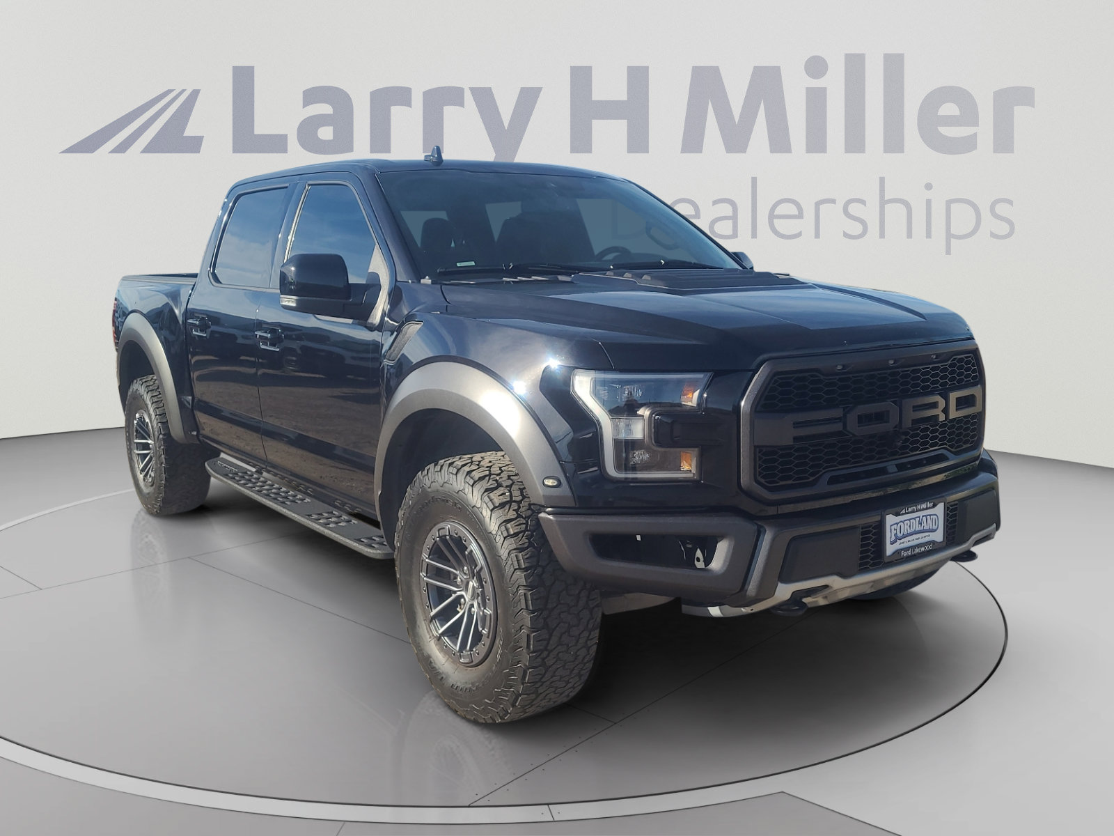 Used 2019 Ford F150 Raptor w/ Equipment Group 802A Luxury AWD/4WD image 7
