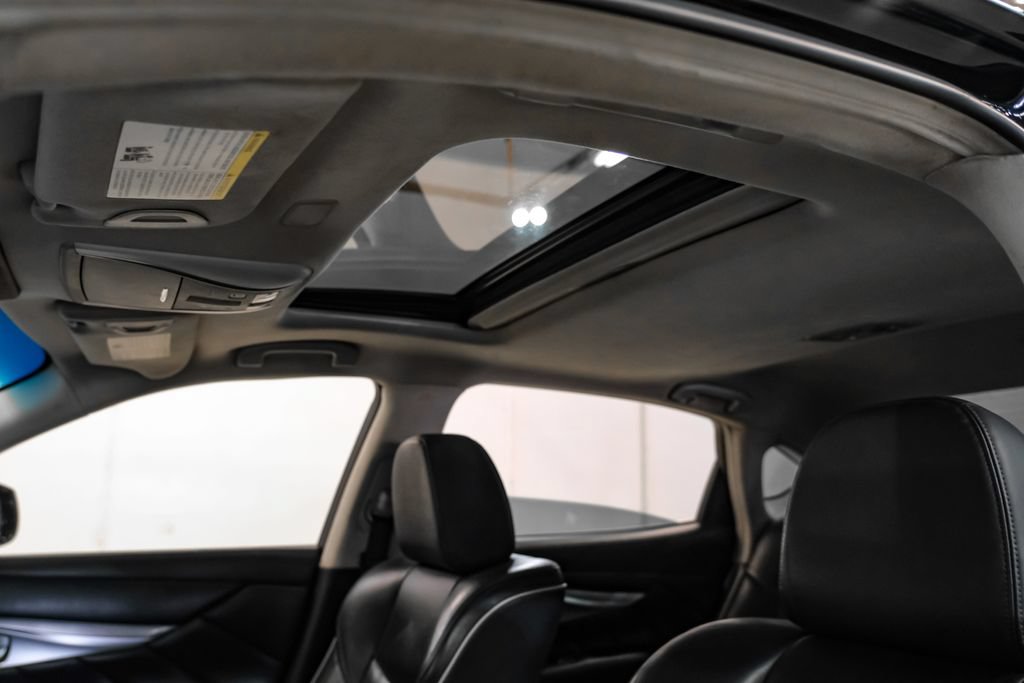 Used 2019 INFINITI Q70 L 3.7 RWD image 5