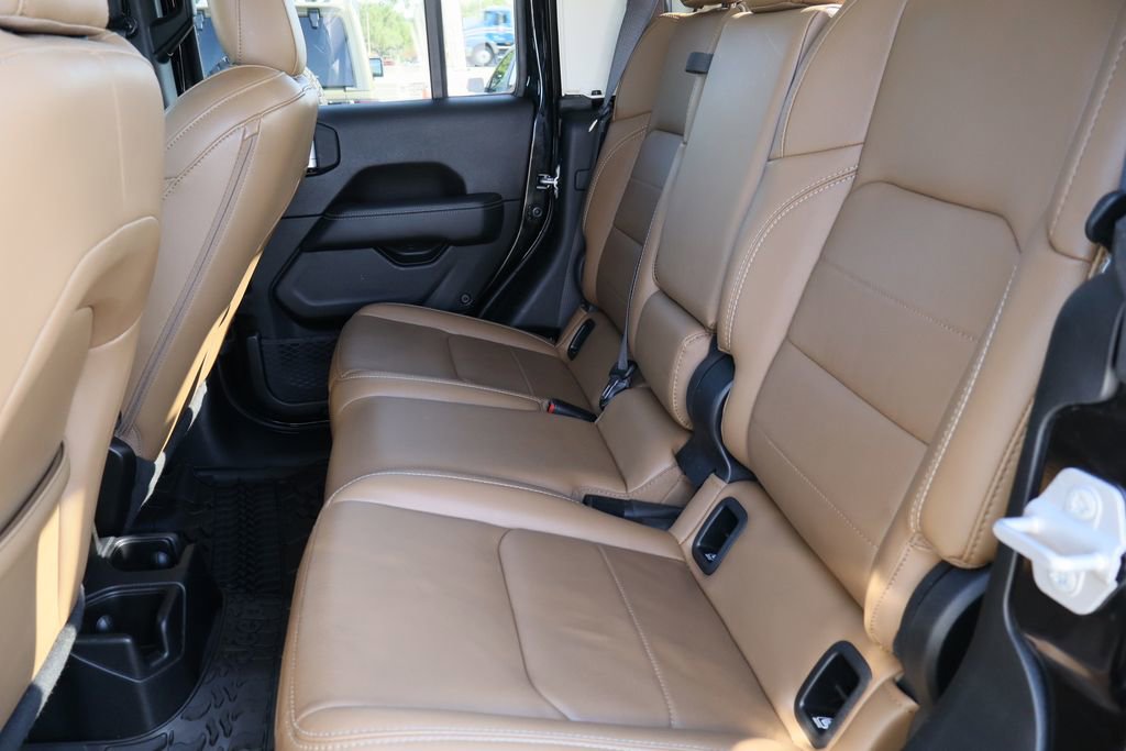 Used 2020 Jeep Gladiator Overland AWD/4WD image 25
