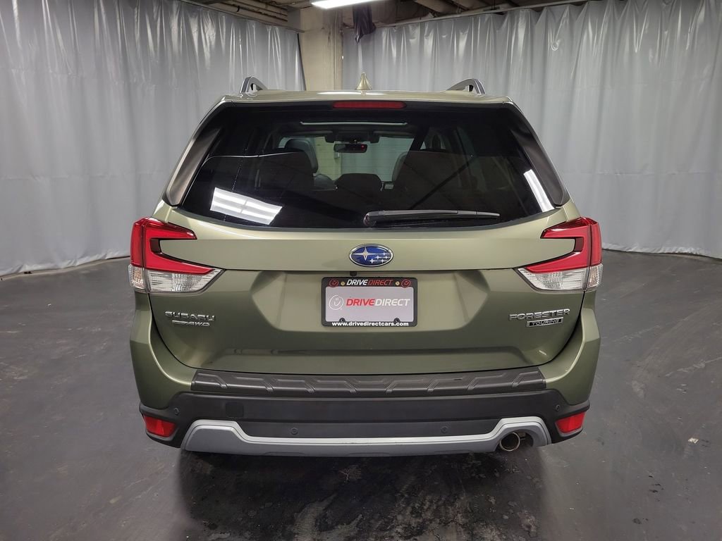Used 2021 Subaru Forester Touring image 7