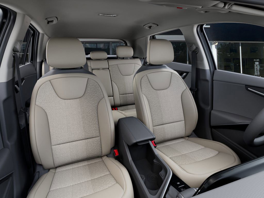 New 2025 Kia Niro EX image 15