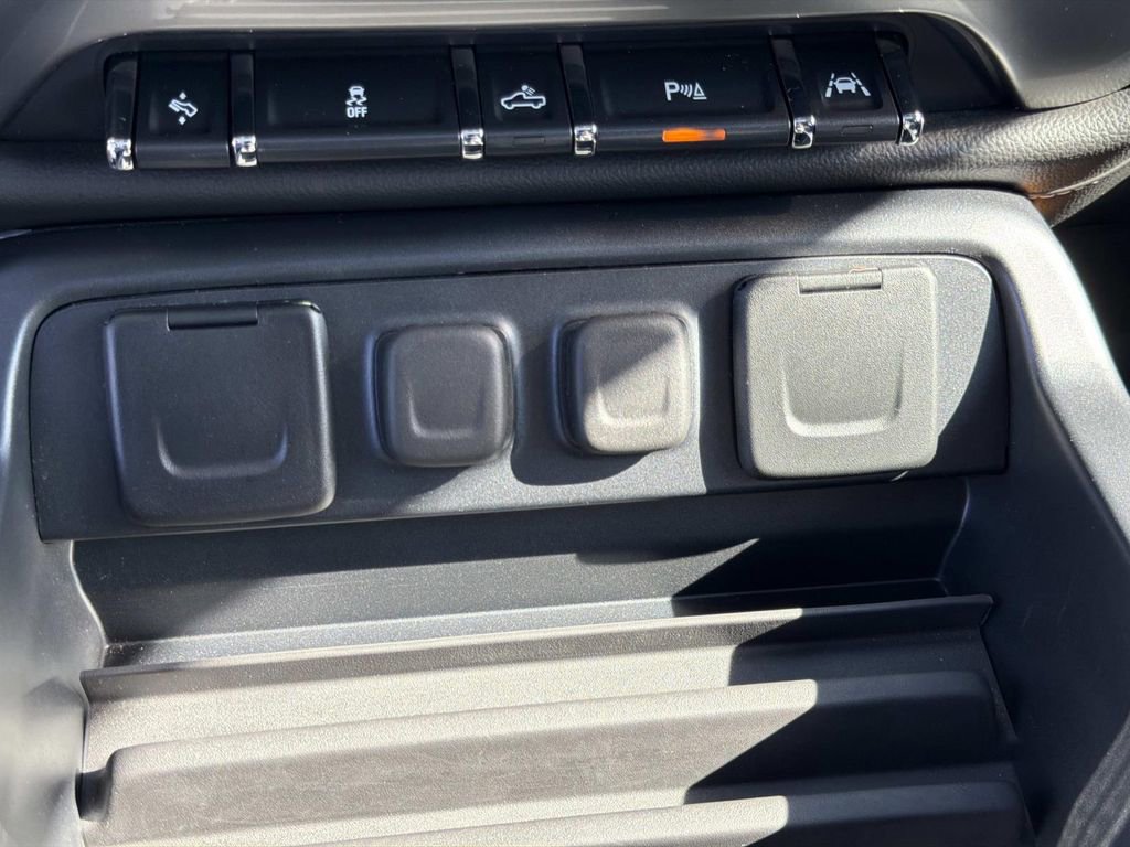 Used 2017 Chevrolet Silverado 1500 LTZ w/ LTZ Plus Package image 33