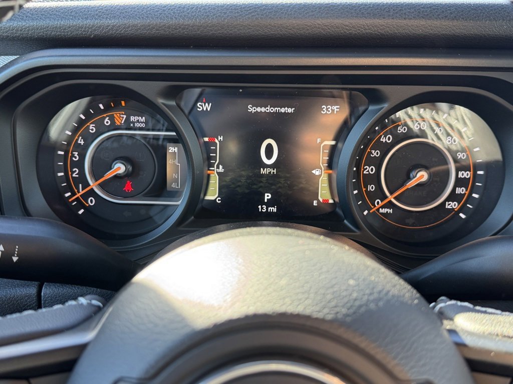 New 2025 Jeep Gladiator Sport image 19