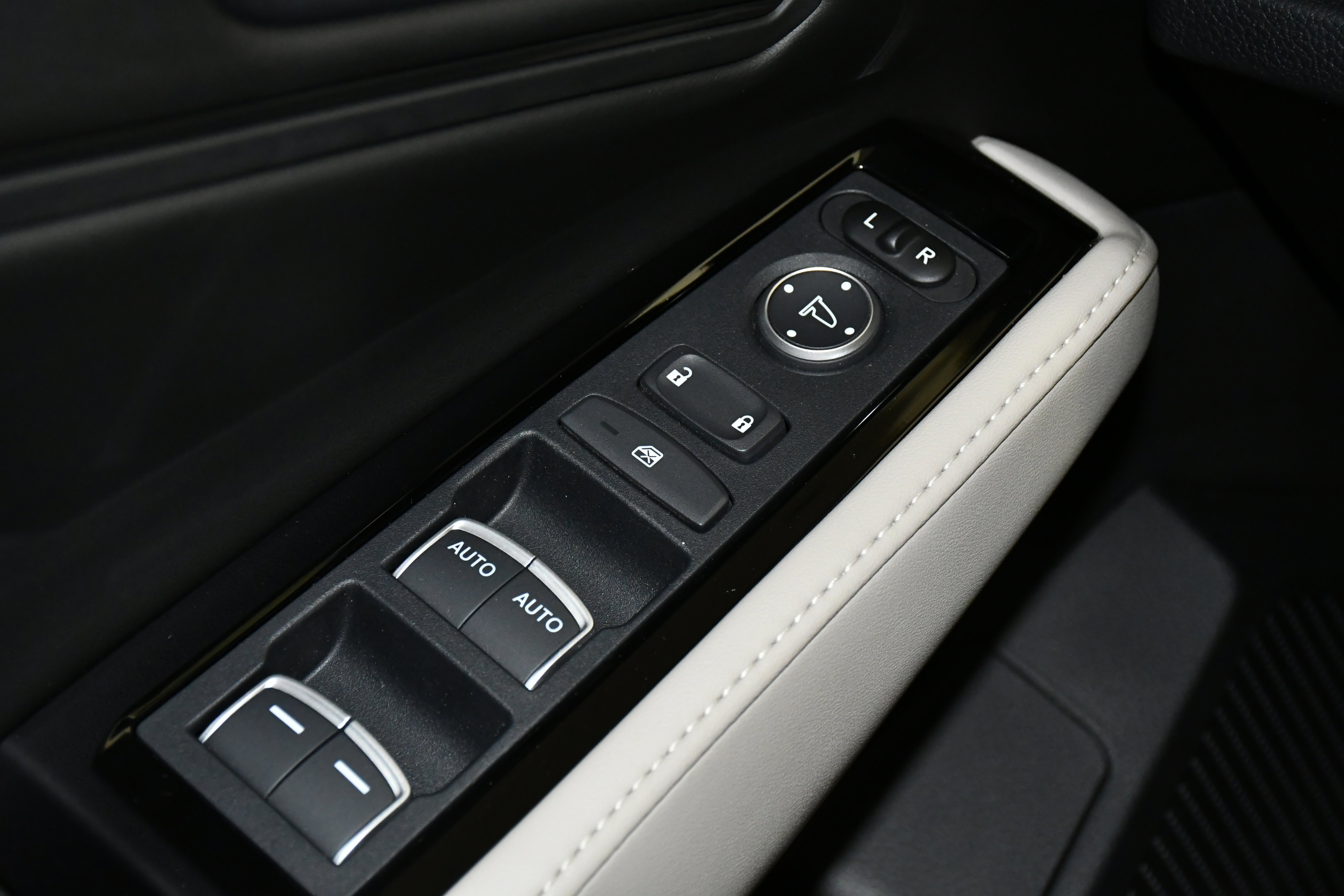Certified 2024 Honda Accord Touring image 33
