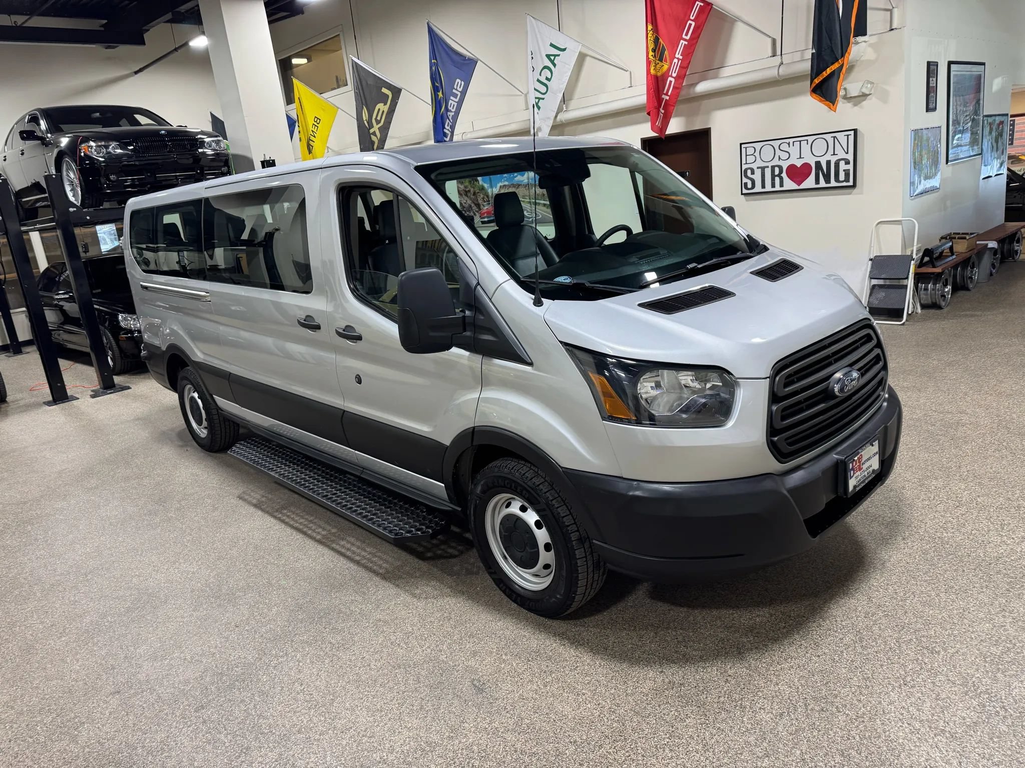 Used 2019 Ford Transit 350 XL RWD image 11