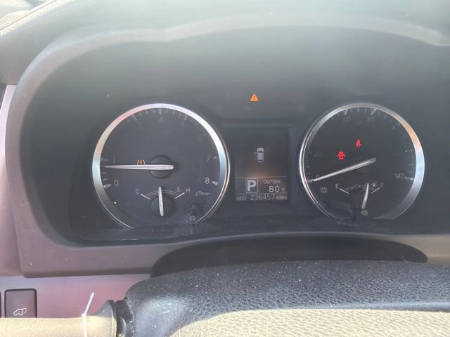 Used 2016 Toyota Highlander LE AWD/4WD image 2