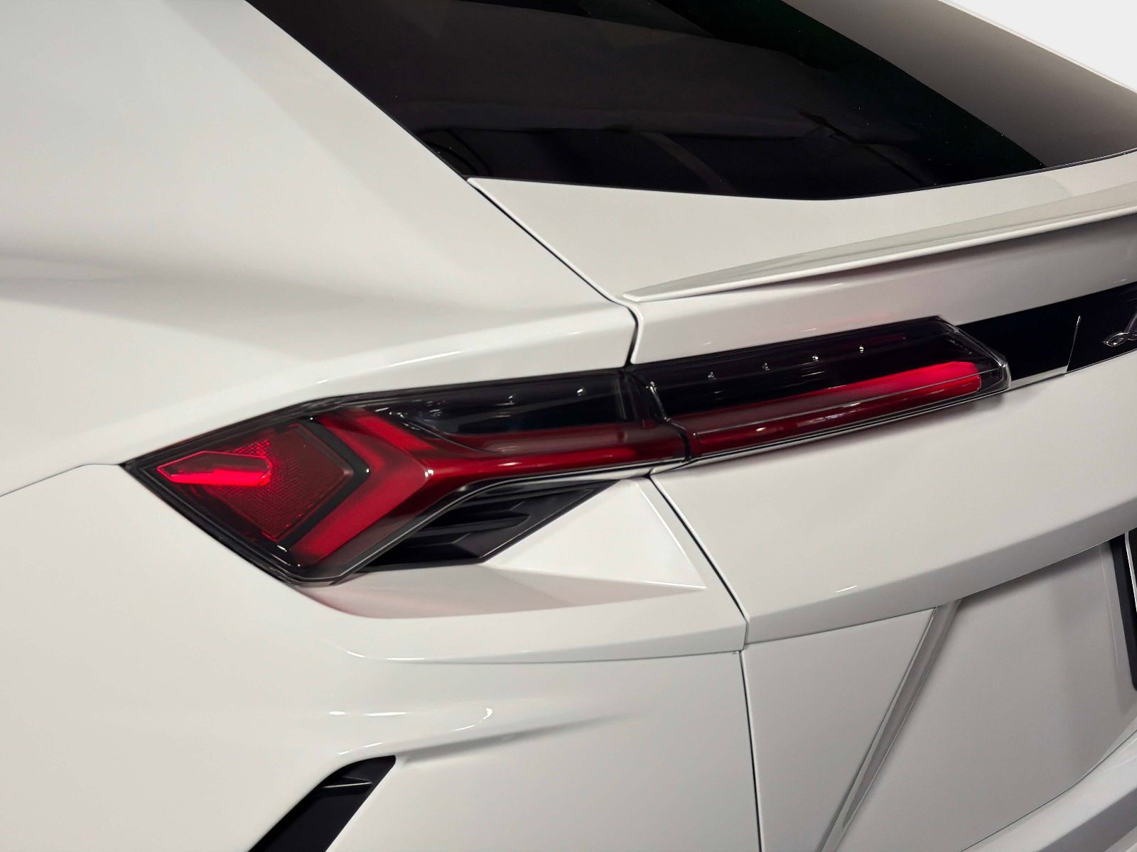 Used 2019 Lamborghini Urus AWD/4WD image 15