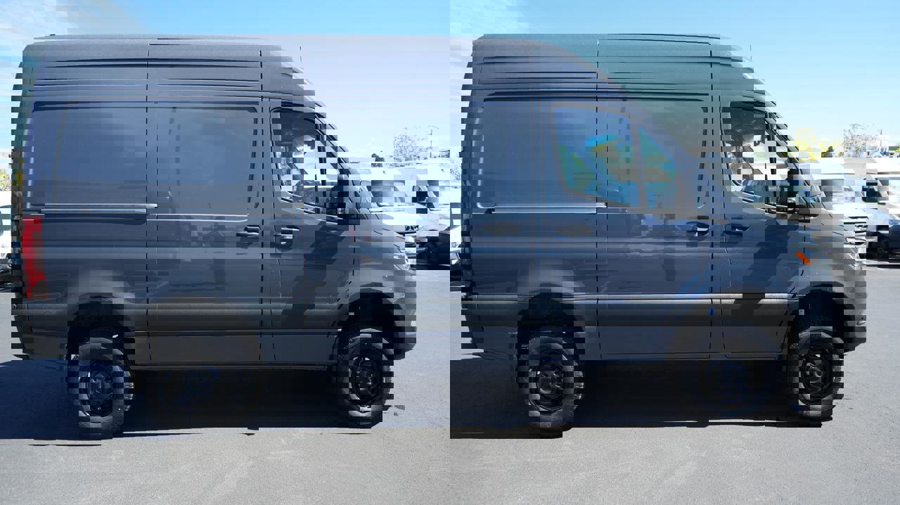 New 2025 Mercedes-Benz Sprinter 2500 image 5