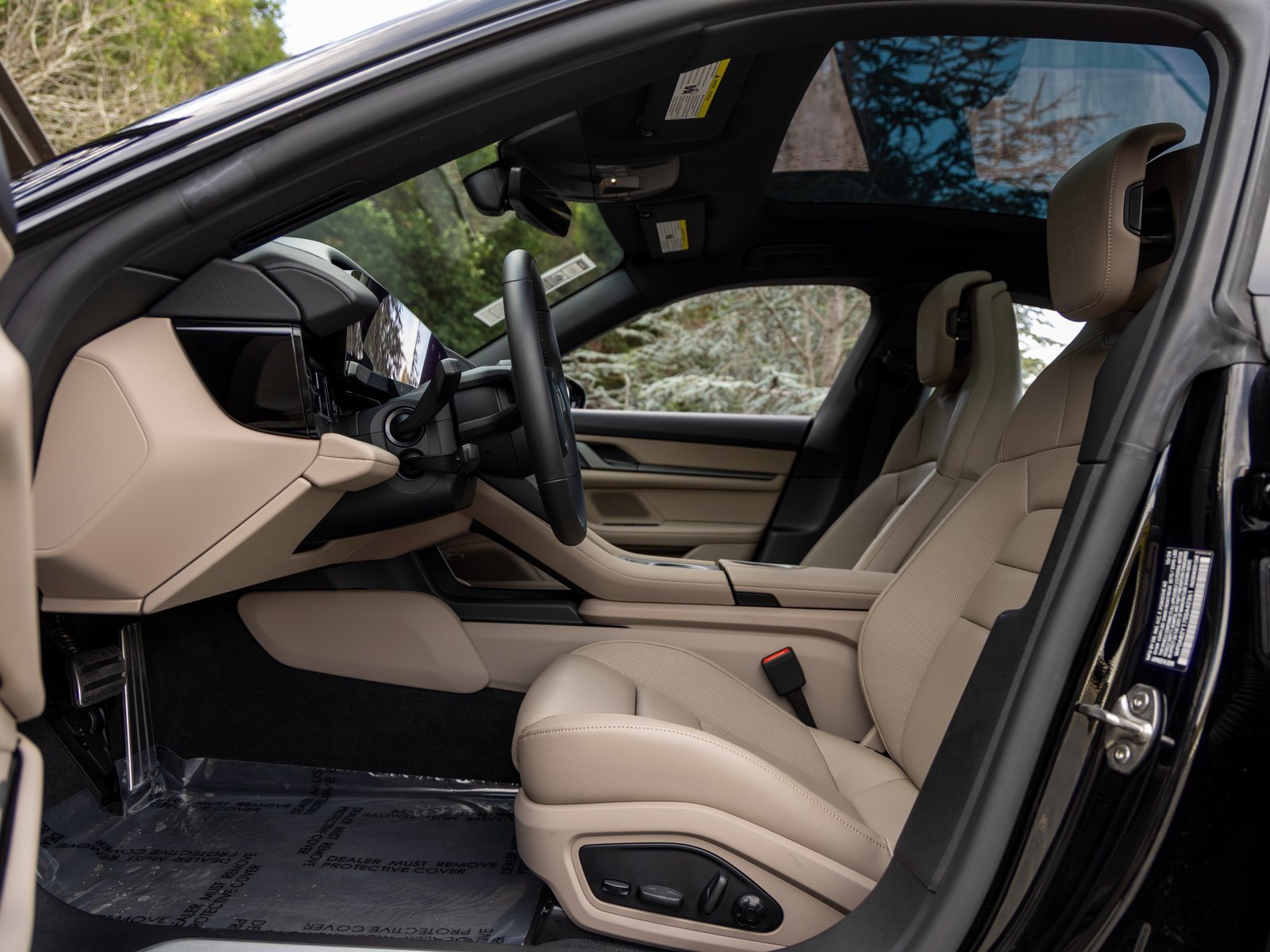 New 2025 Porsche Taycan 4S image 24