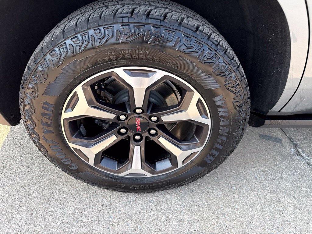 Used 2026 GMC Yukon AT4 Ultimate AWD/4WD image 23