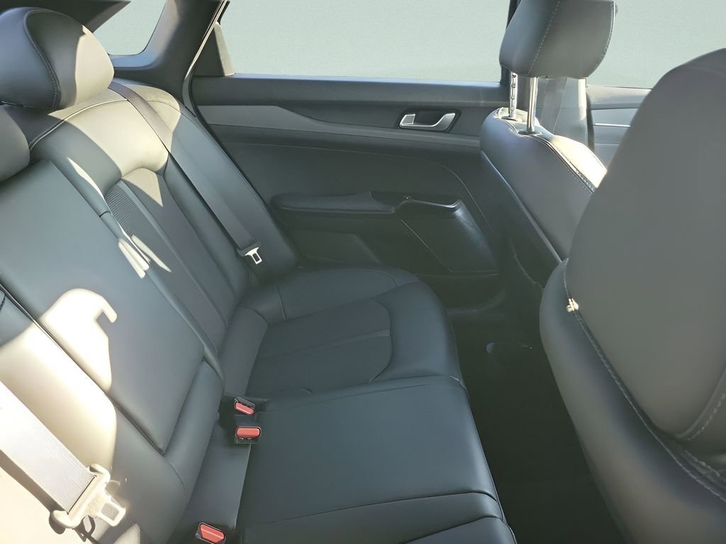 Used 2024 Kia K5 GT-Line w/ GT-Line Premium Package image 8