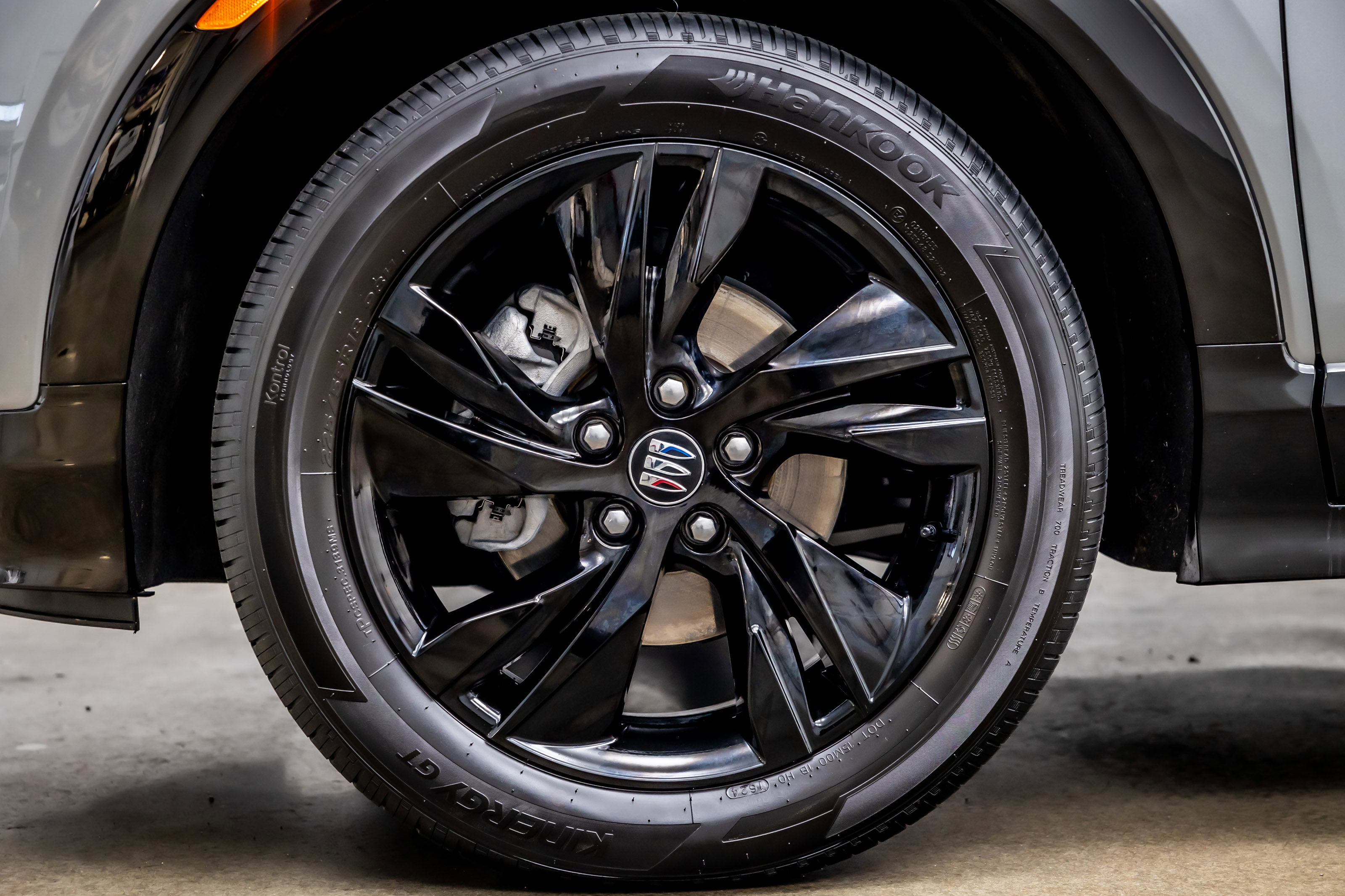 Used 2025 Buick Encore GX Sport Touring image 32