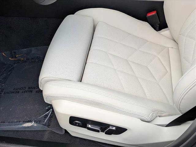 New 2026 BMW 540i xDrive AWD/4WD image 4