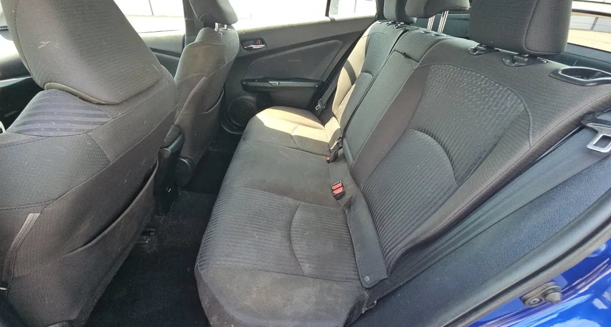 Used 2017 Toyota Prius Three FWD image 6