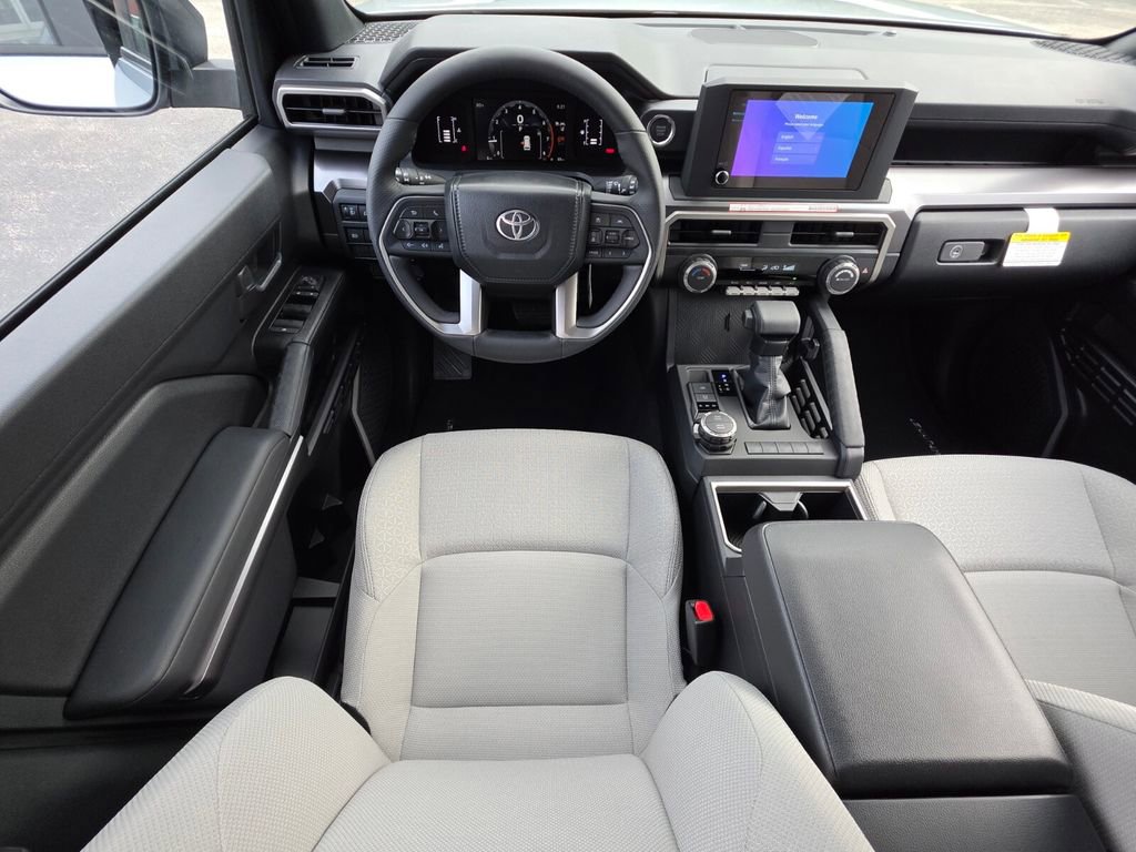 New 2026 Toyota 4Runner SR5 AWD/4WD image 6