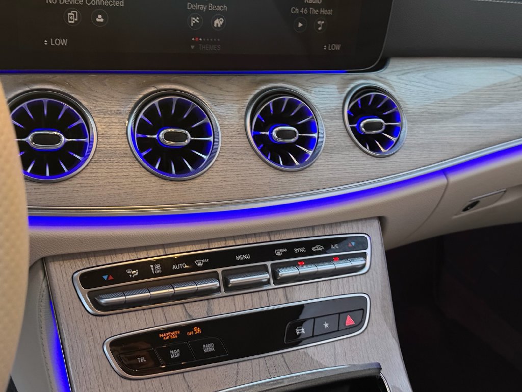 Used 2023 Mercedes-Benz E 450 Cabriolet image 19