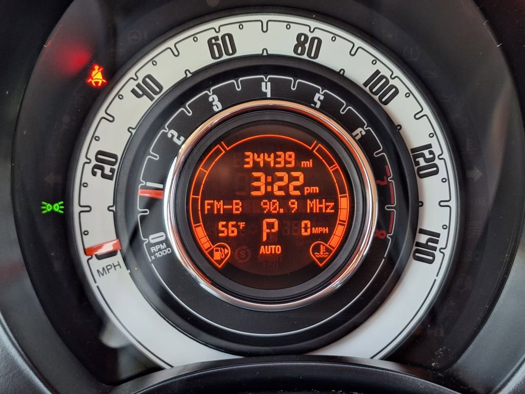 Used 2015 FIAT 500 Pop image 17