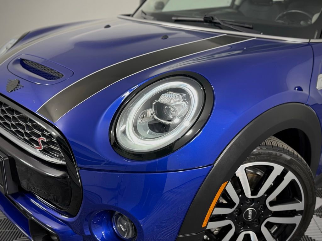 Used 2021 MINI Cooper S w/ Premium Package image 9