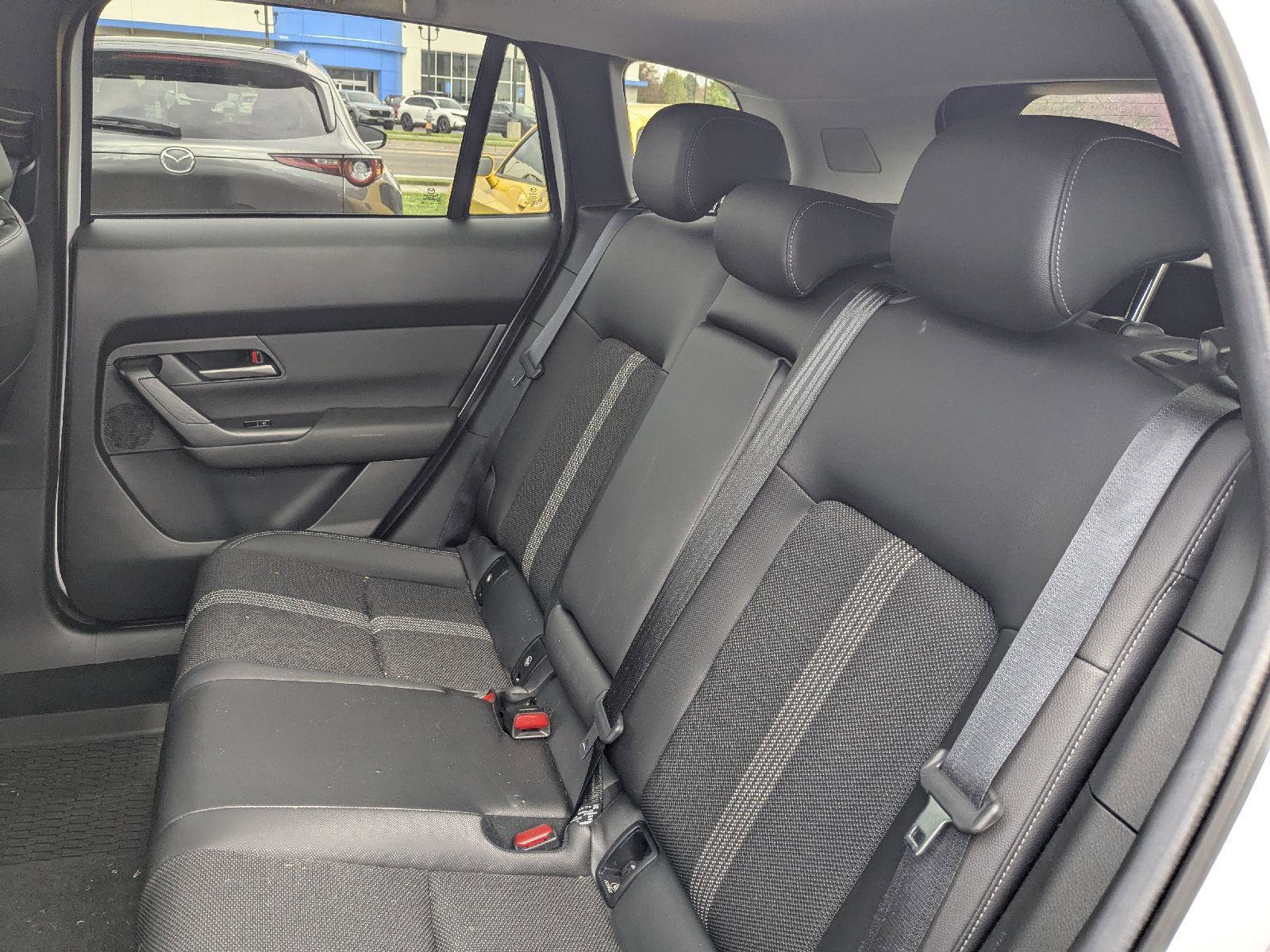 Used 2025 MAZDA CX-50 AWD 2.5 S w/ Weather Package image 15