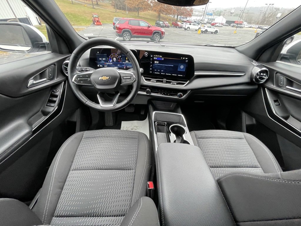 Certified 2025 Chevrolet Equinox LT image 22