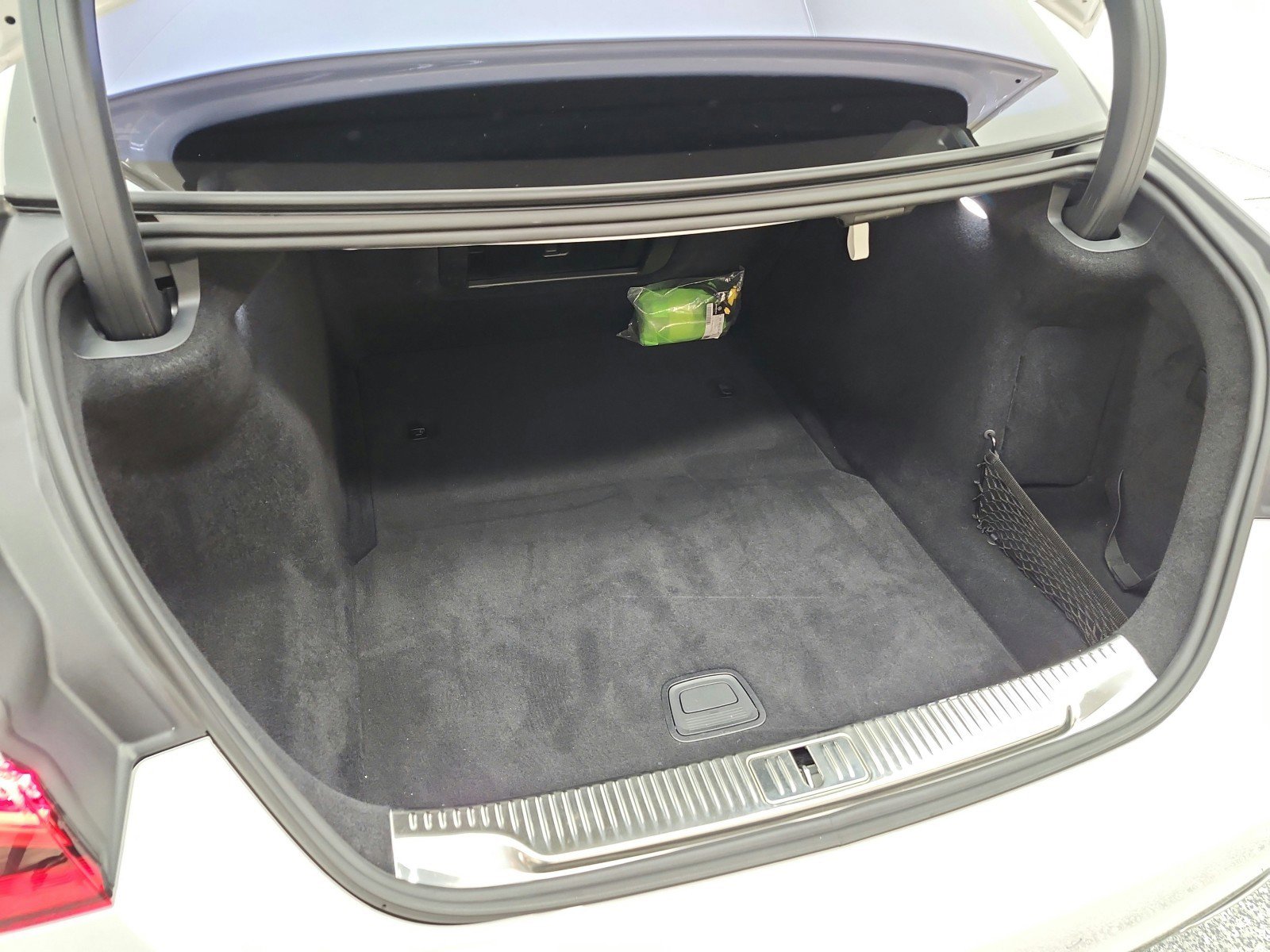 Used 2024 Mercedes-Benz S 580 4MATIC Sedan image 37