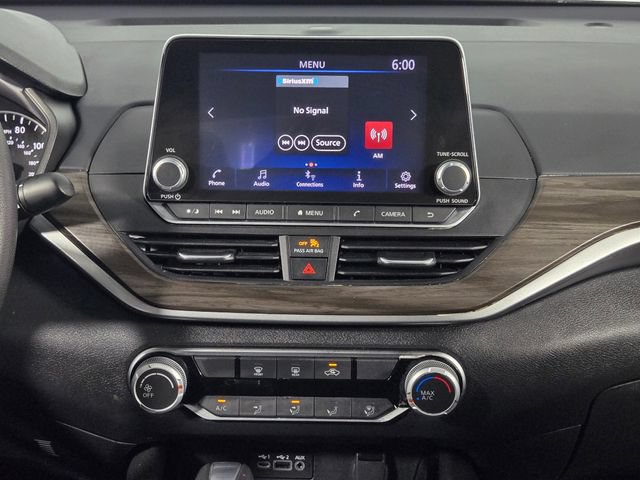 Used 2024 Nissan Altima 2.5 SV FWD image 22