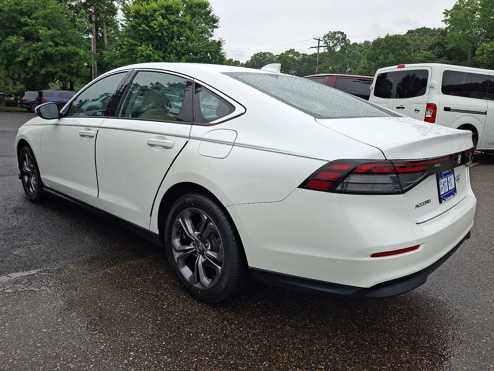 Certified 2023 Honda Accord EX image 4
