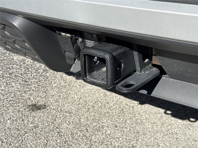 Used 2025 Volkswagen Atlas Peak Edition SE image 6