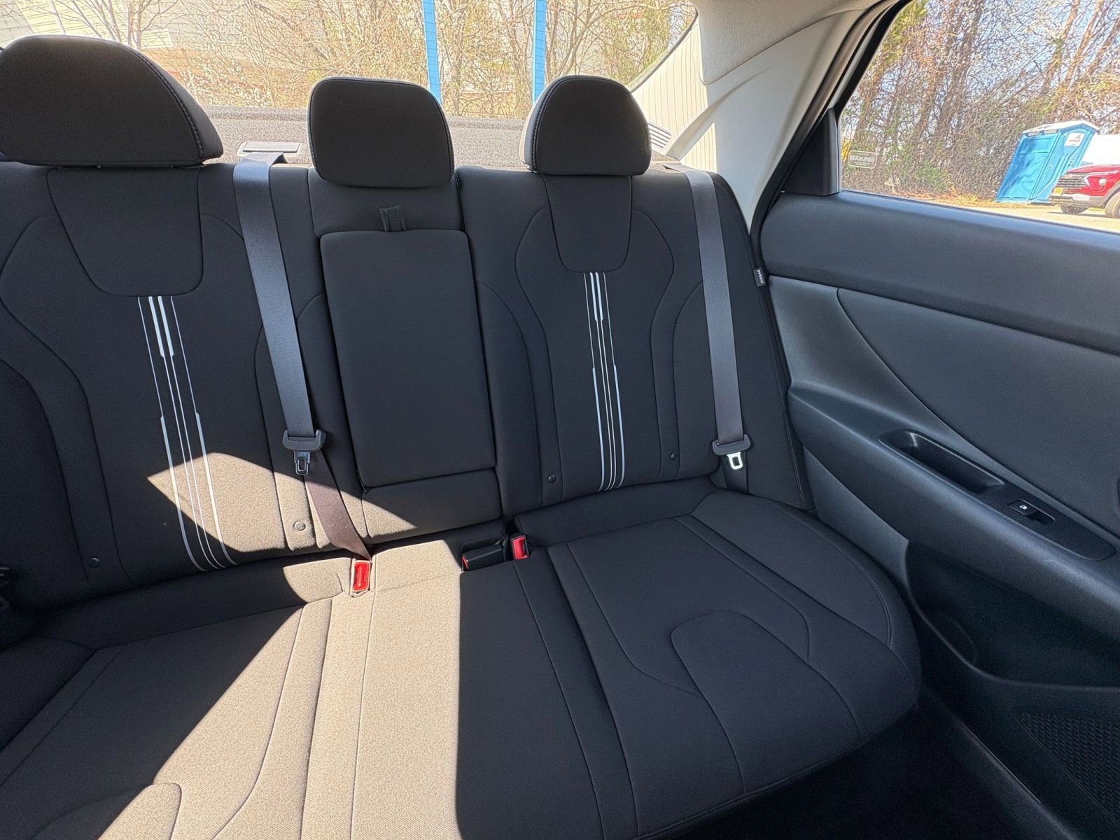 Used 2025 Hyundai Elantra SEL image 38