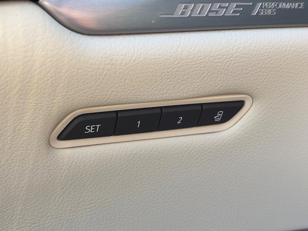 Certified 2023 Cadillac XT5 Premium Luxury AWD/4WD image 20