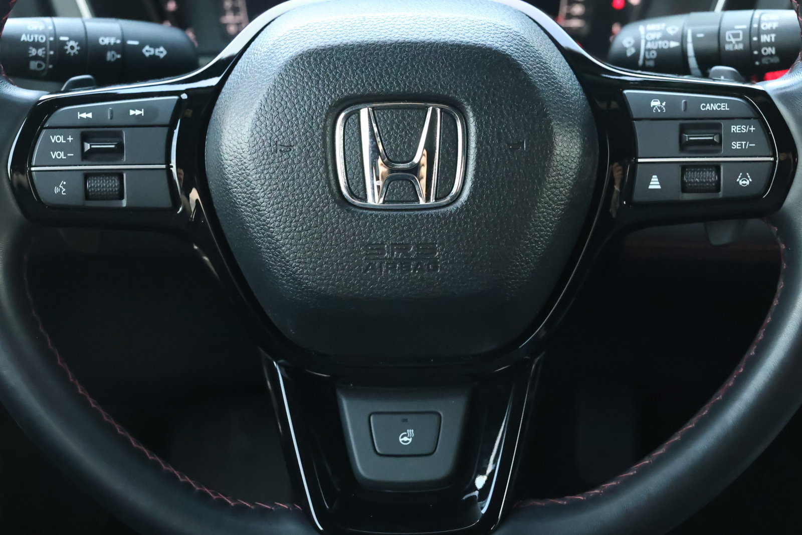 Used 2025 Honda Pilot Black Edition image 18