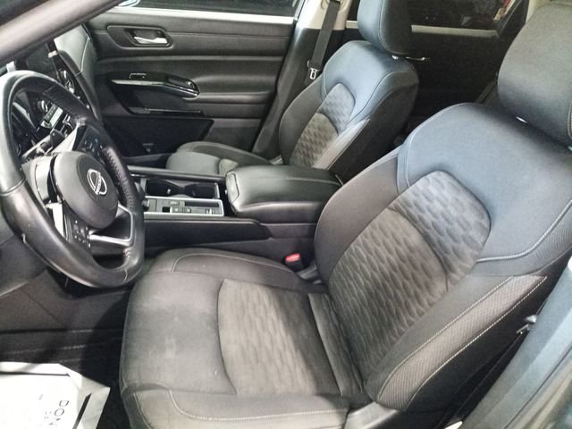 Used 2022 Nissan Pathfinder SV FWD image 12