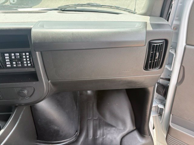 Used 2025 Chevrolet Express 2500 w/ Driver Convenience Package RWD image 22