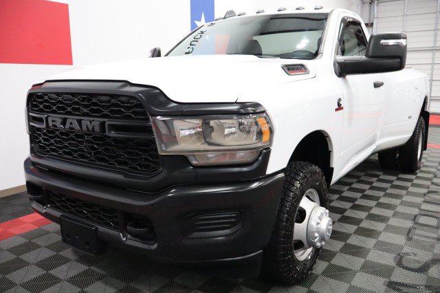Used 2024 RAM 3500 Tradesman AWD/4WD image 3