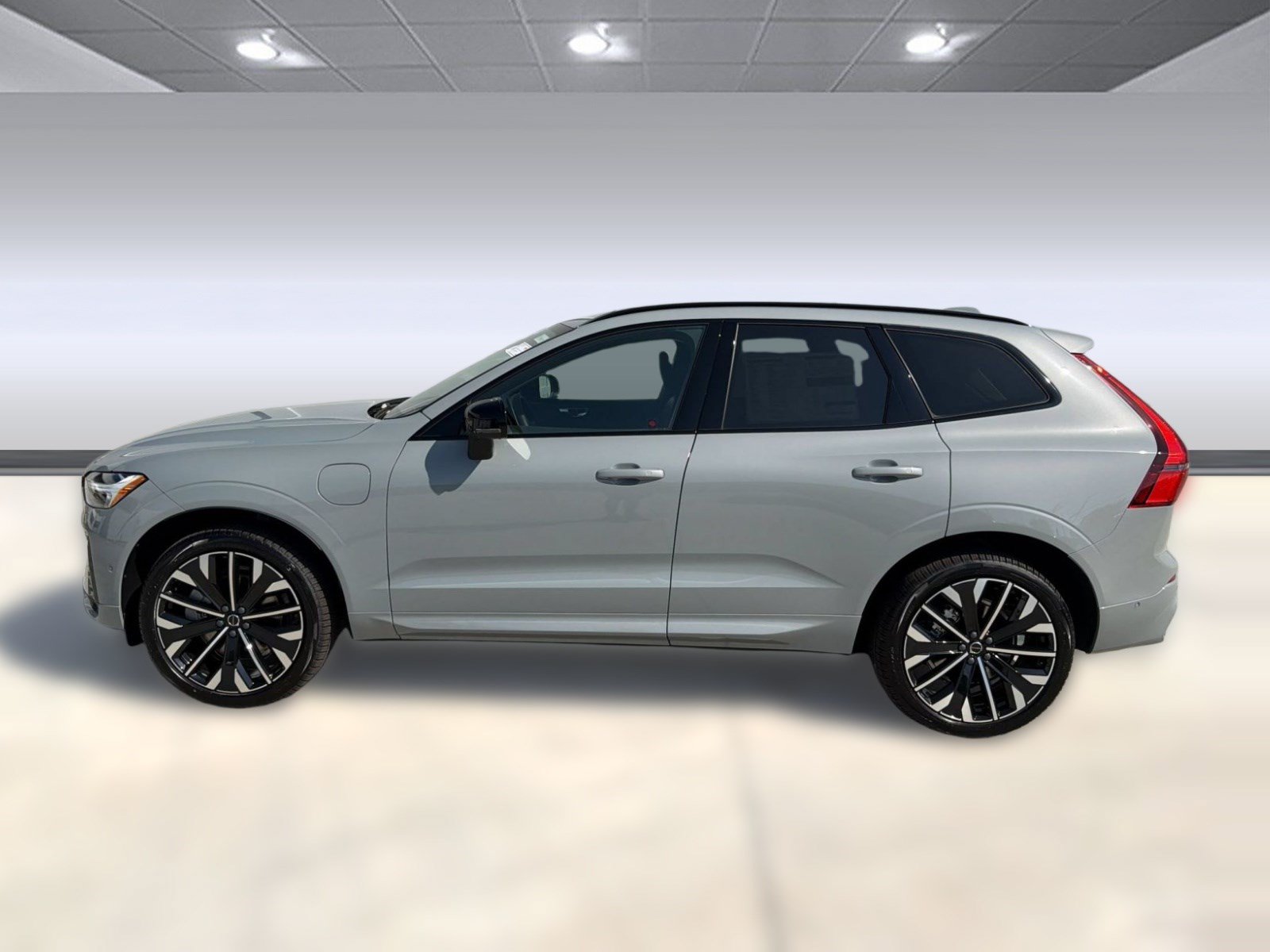 New 2026 Volvo XC60 T8 Ultra w/ Climate Package AWD/4WD video 2