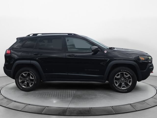 Used 2019 Jeep Cherokee Trailhawk w/ Comfort & Convenience Group AWD/4WD image 6