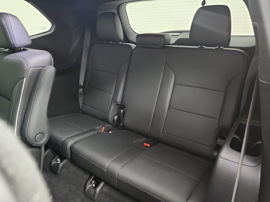 Used 2026 Buick Enclave Preferred FWD image 34