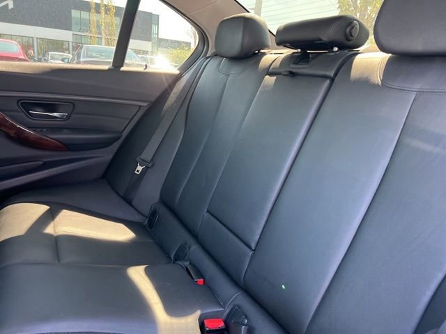 Used 2013 BMW 328i xDrive Sedan AWD/4WD image 30