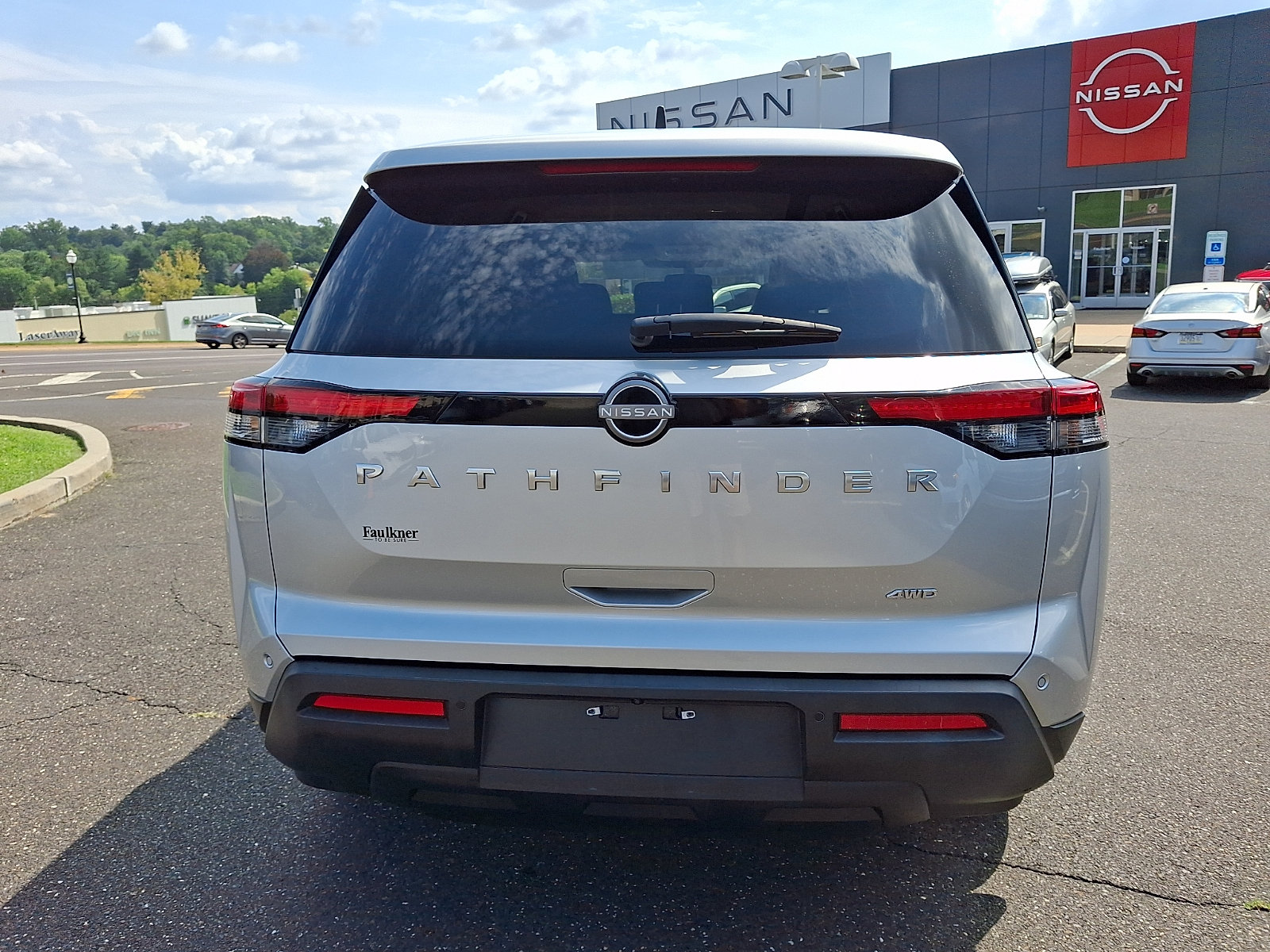 Certified 2024 Nissan Pathfinder S AWD/4WD image 5