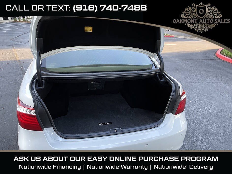 Used 2007 Lexus LS 460 w/ Comfort Pkg RWD image 18
