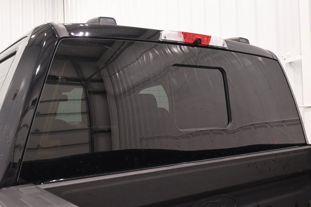 Certified 2022 Ford F450 Platinum w/ FX4 Off-Road Package image 39