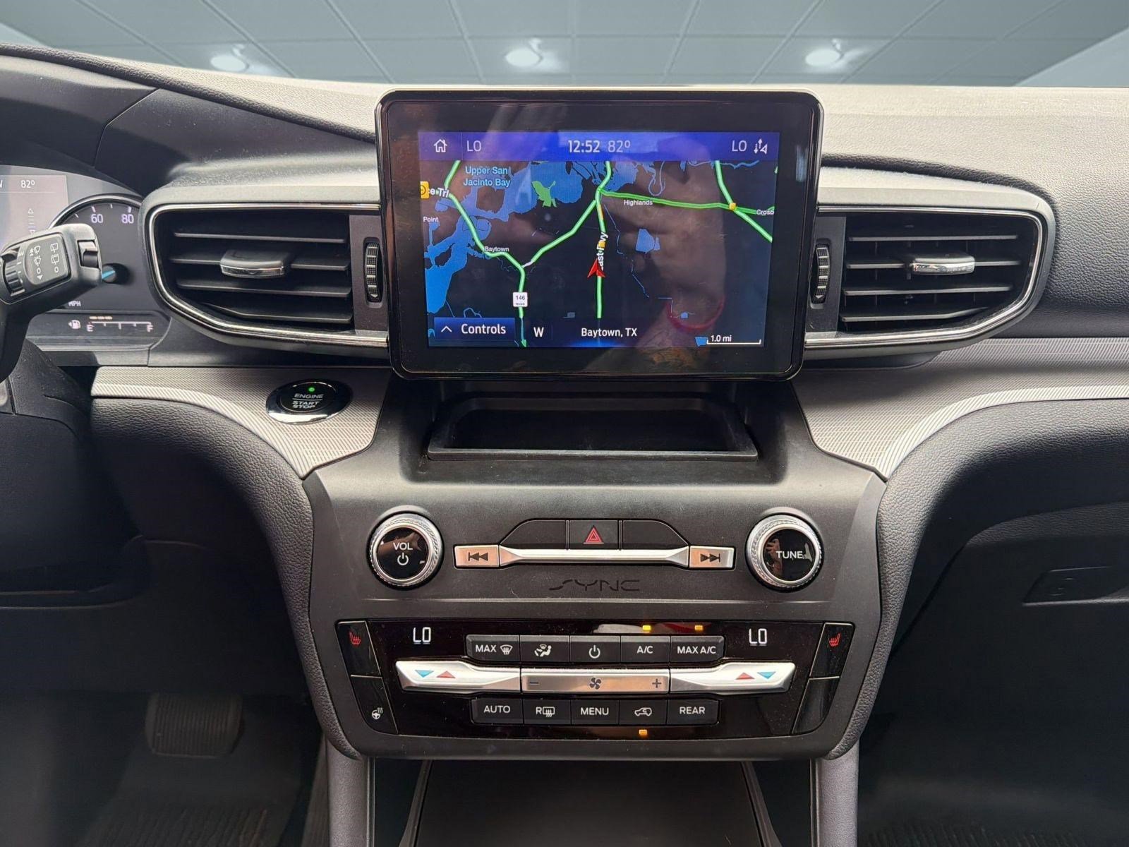 Used 2020 Ford Explorer XLT w/ Equipment Group 202A image 29