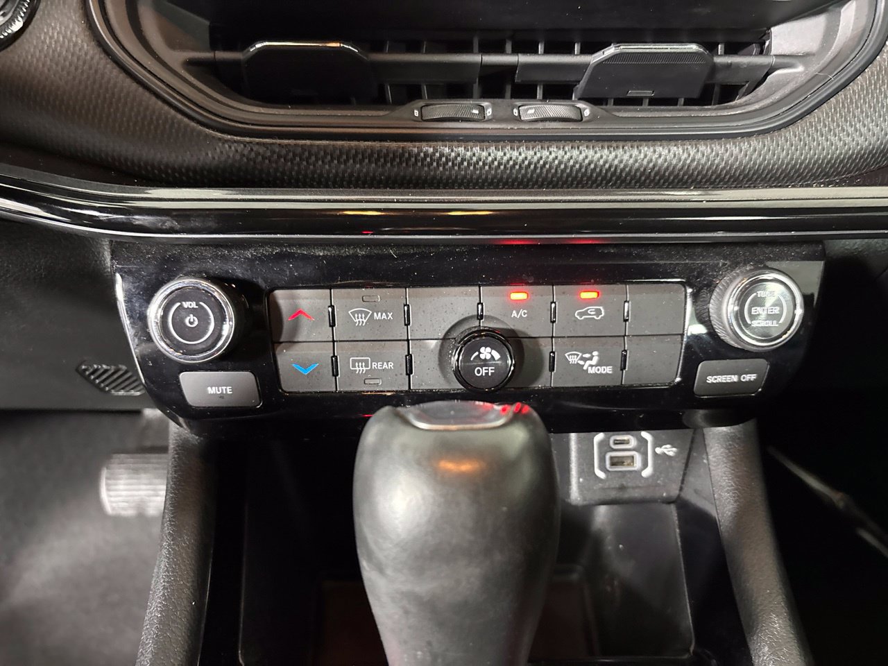 Used 2023 Jeep Compass Latitude AWD/4WD image 18