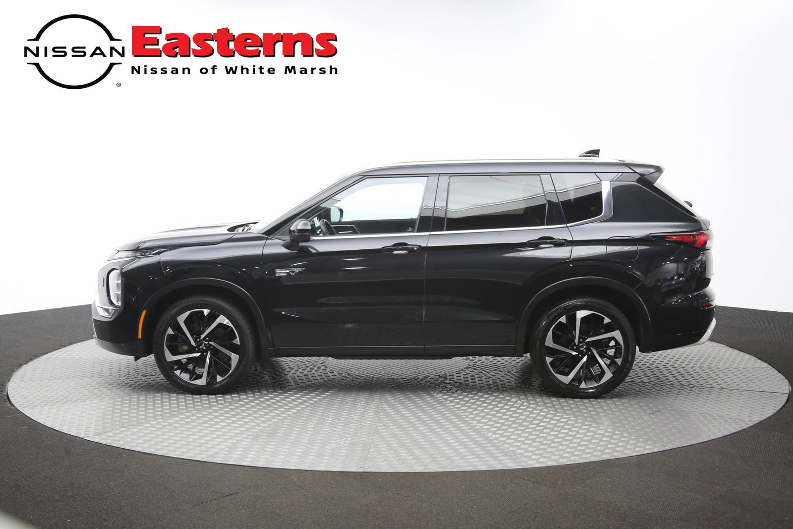Used 2024 Mitsubishi Outlander SEL AWD/4WD image 63