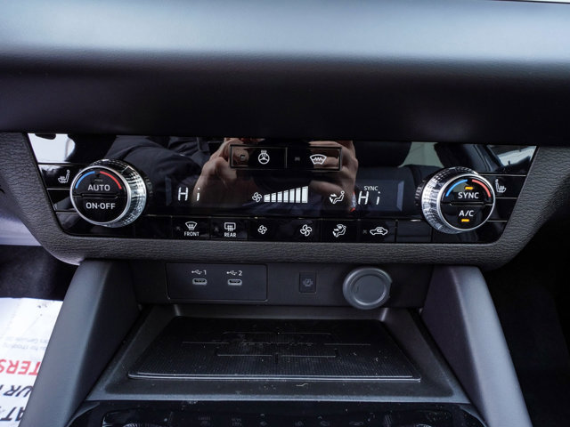 New 2026 Mitsubishi Outlander SE AWD/4WD image 23