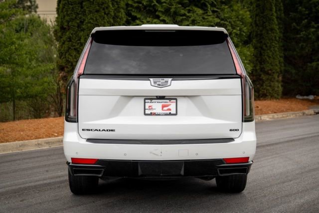 Used 2022 Cadillac Escalade ESV Sport w/ Touring Package image 17